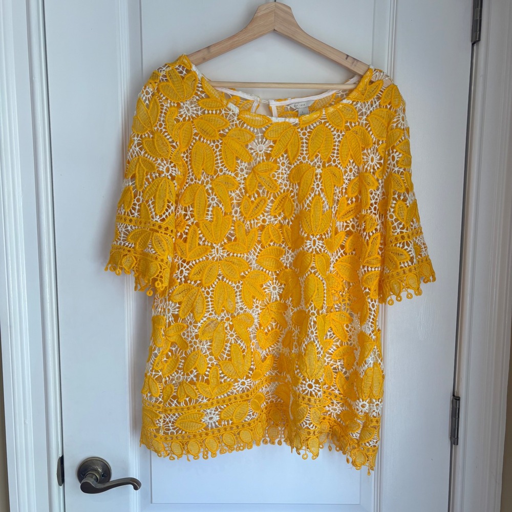 EST. 1946 Crochet Top Yellow White Floral Guipure Lace Pom Pom Trim Blouse Large - Picture 1 of 5